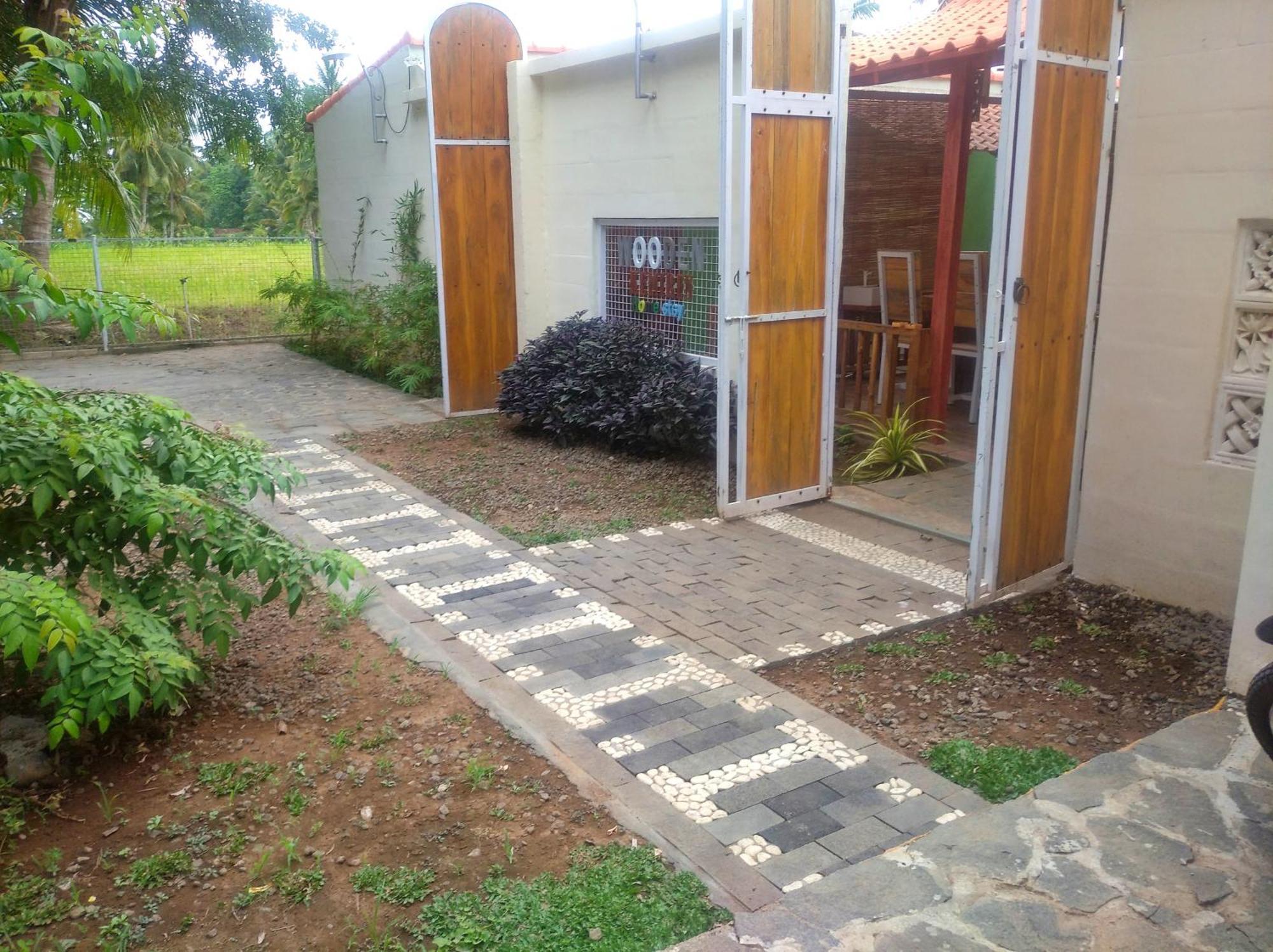 Wooden Kemiren Homestay Banyuwangi Banyuwangi  Exterior photo