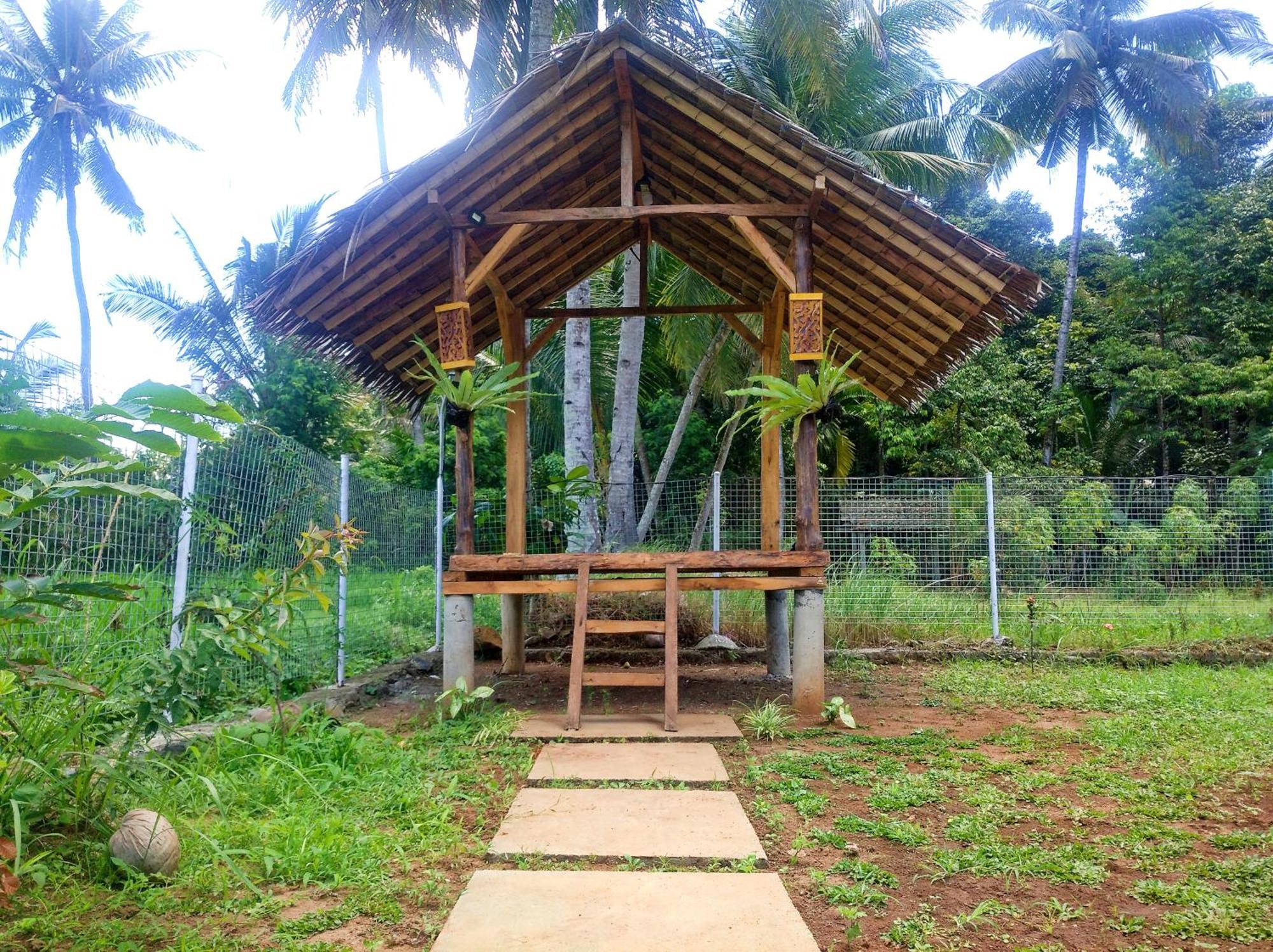 Wooden Kemiren Homestay Banyuwangi Banyuwangi  Exterior photo